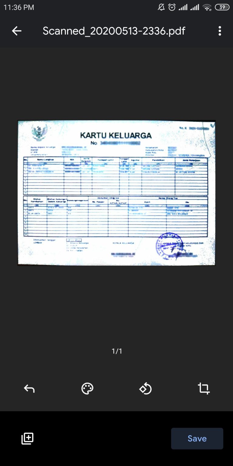 Ambil foto, dan anda bisa crop sesuai lebar foto dokumen. Lalu Klik Save di pojok kanan bawah